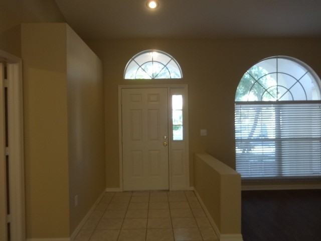 10208 Ashley Oaks Dr - Photo 3 of 17