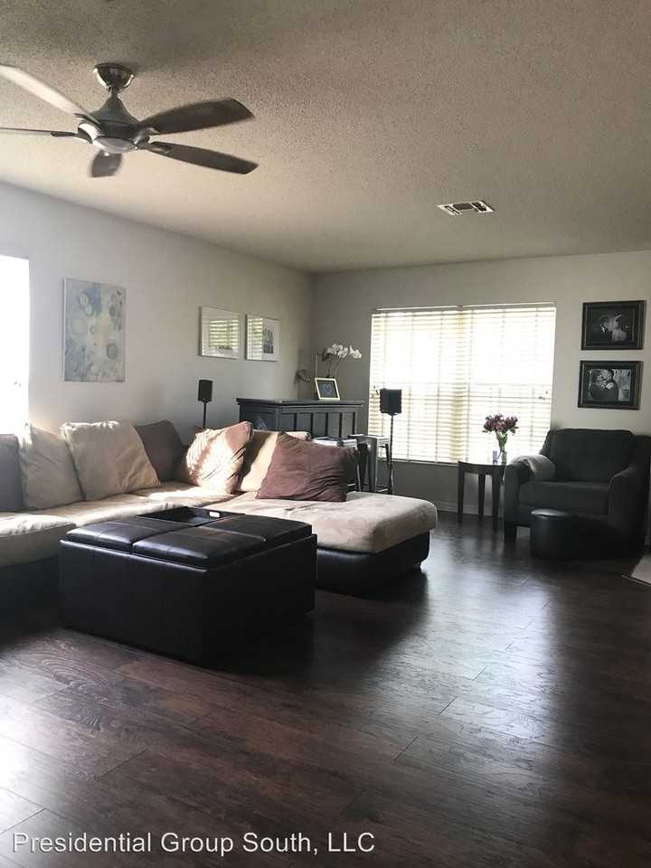 708 Skyridge Rd - Photo 2 of 19