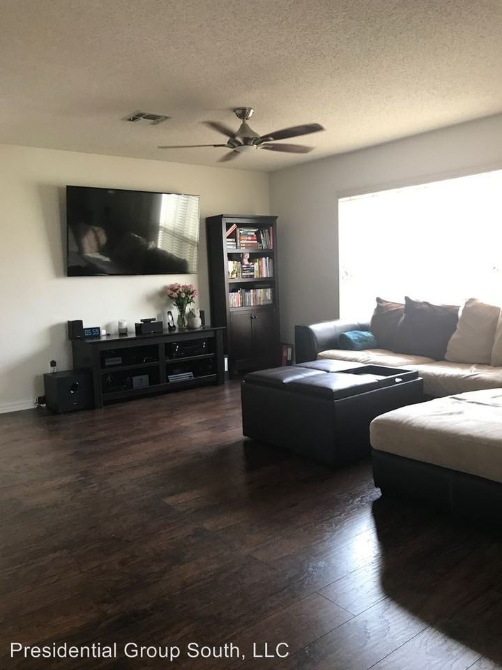 708 Skyridge Rd - Photo 3 of 19