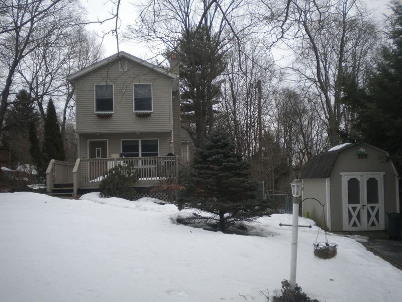 13 Davenport Rd - Photo 2 of 11