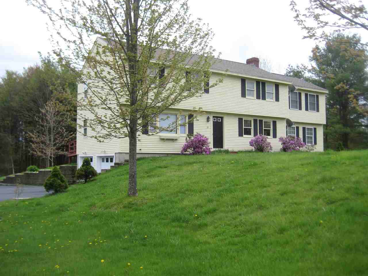 24 Palm Dr - Photo 2 of 5