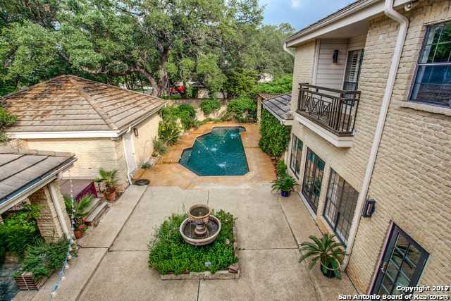 222 Bluff Hollow - Photo 3 of 20