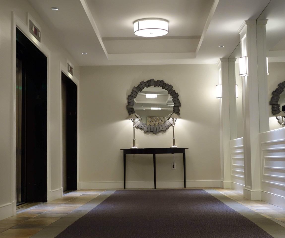 360 West 34th Street - Photo 3 of 8