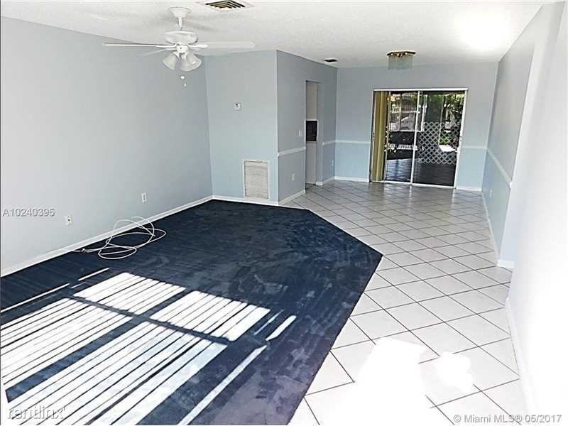 68 NW 68th Ave - Photo 3 of 9