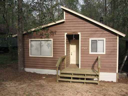 2504 Dundee Dr - Photo 2 of 2