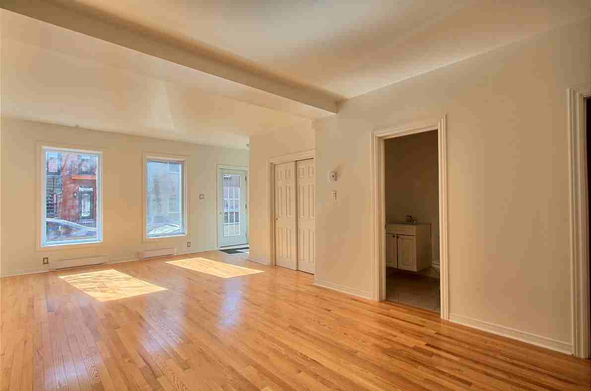 4785 Rue Sainte-Émilie - Photo 3 of 6