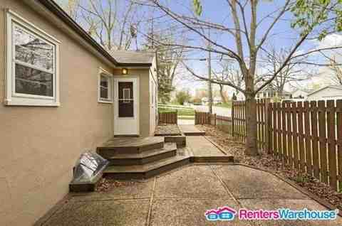 2700 Idaho Ave S - Photo 3 of 23