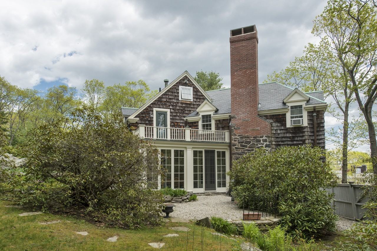 21 Oakhurst Rd - Photo 3 of 31