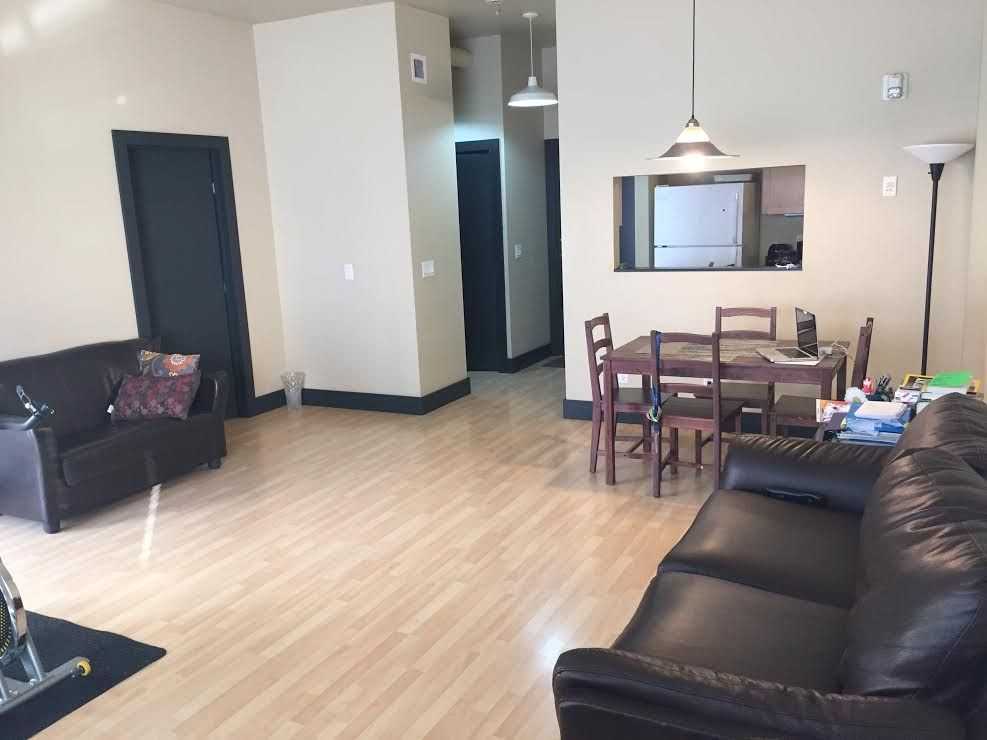 8026 Franklin Ave - Photo 3 of 16