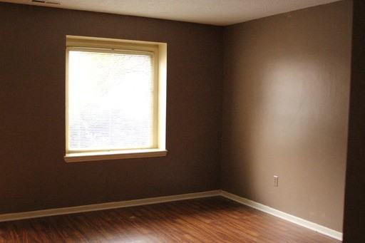 105 Royal Forest Ct - Photo 2 of 7