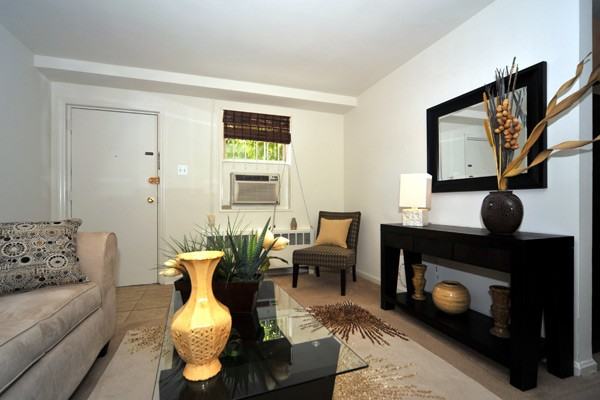 Addison Chapel Apartments 1525 Elkwood Ln, Capitol Heights, MD 20743