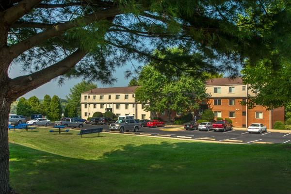 Bayvue - Photo 3 of 31