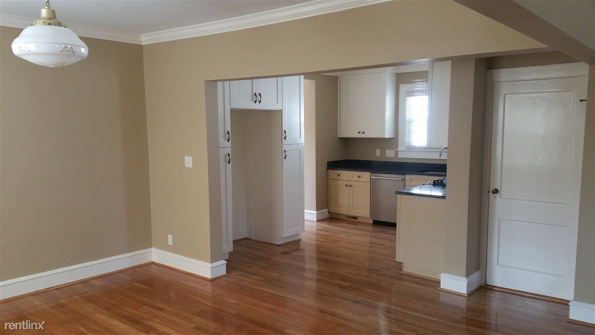 130 Meredith St - Photo 2 of 10