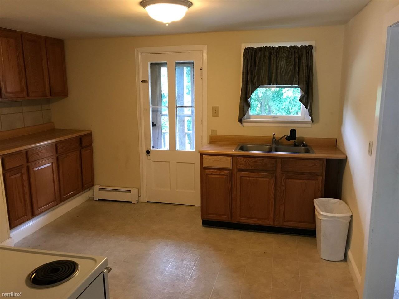 7 Brown Avenue Ext - Photo 2 of 8