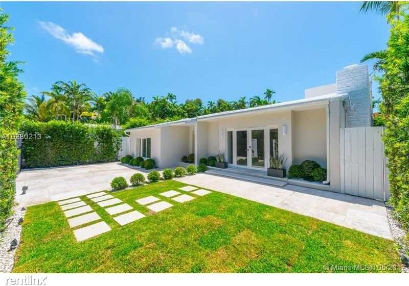 61 NE 61st St - Photo 2 of 10