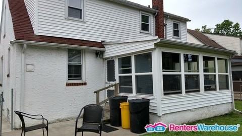 579 Washington Terrace - Photo 2 of 8