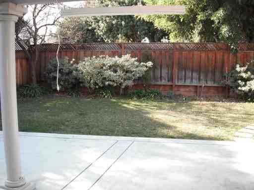 819 Myrtle St - Photo 2 of 7