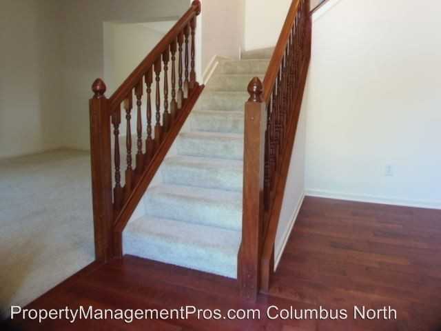 7847 Gateway Ln - Photo 3 of 46