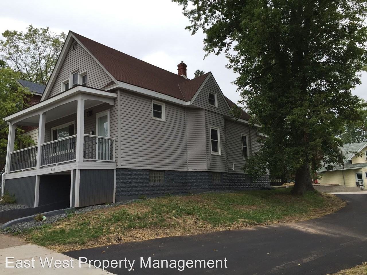 810 N 24th Ave W - Photo 2 of 8