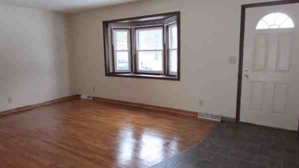 6300 Belshire Ave NE - Photo 2 of 13