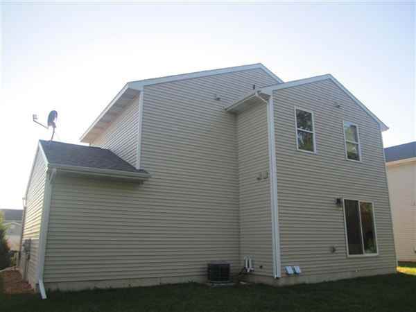 15155 Loxley Ln - Photo 2 of 11