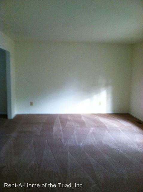 5307 Courtfield Dr - Photo 2 of 6