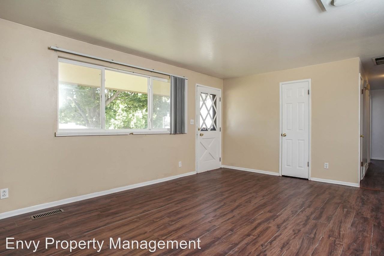 1190 N 300 W - Photo 3 of 21