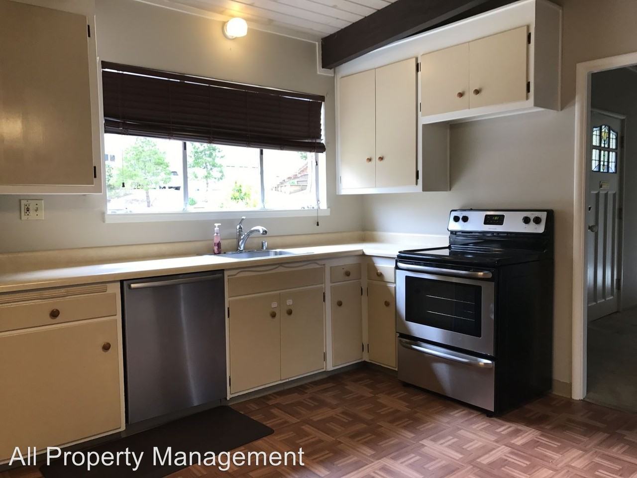 260 Reichling Ave - Photo 3 of 26