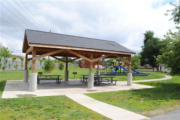 Partridge Pointe Apartments Manslick Ct, Shively, KY 40215 Zumper