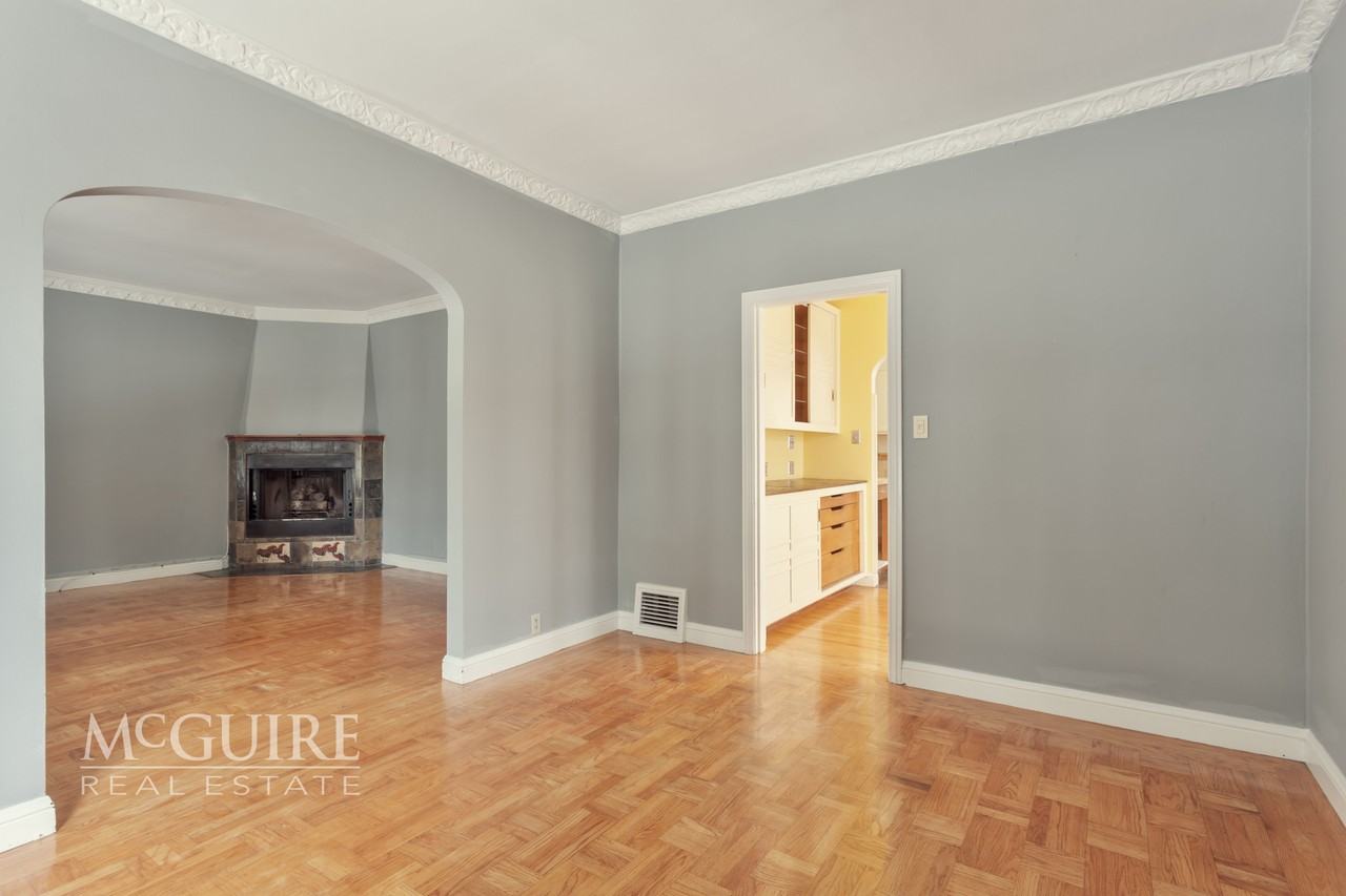 222 Carl St - Photo 3 of 23