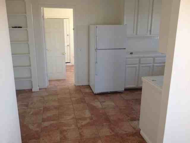 1500 Luzern St - Photo 3 of 4