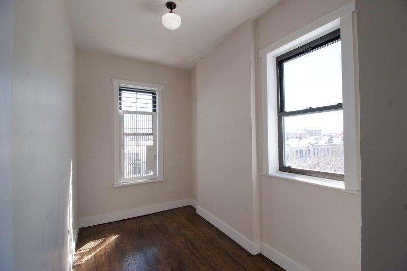 238 Stockholm Street #4R