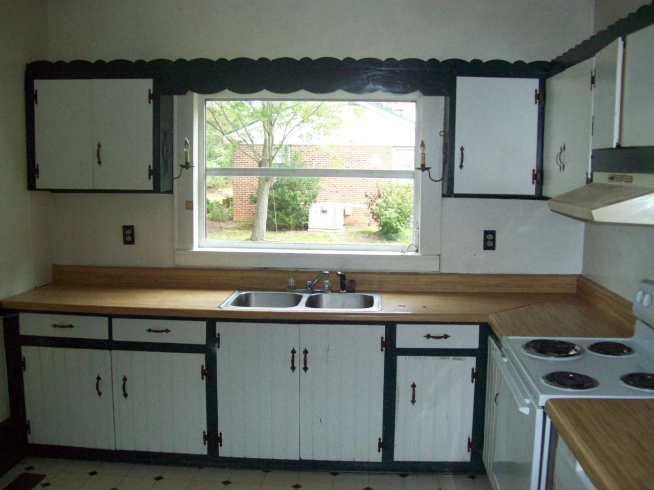 233 King St - Photo 2 of 7