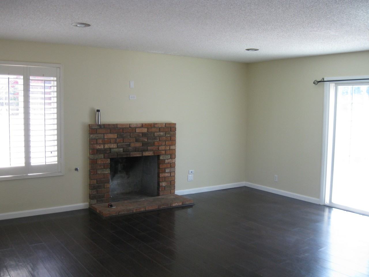 1752 Lincoln Ave - Photo 2 of 12