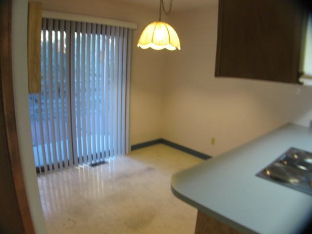 43 Terrace Dr - Photo 3 of 13