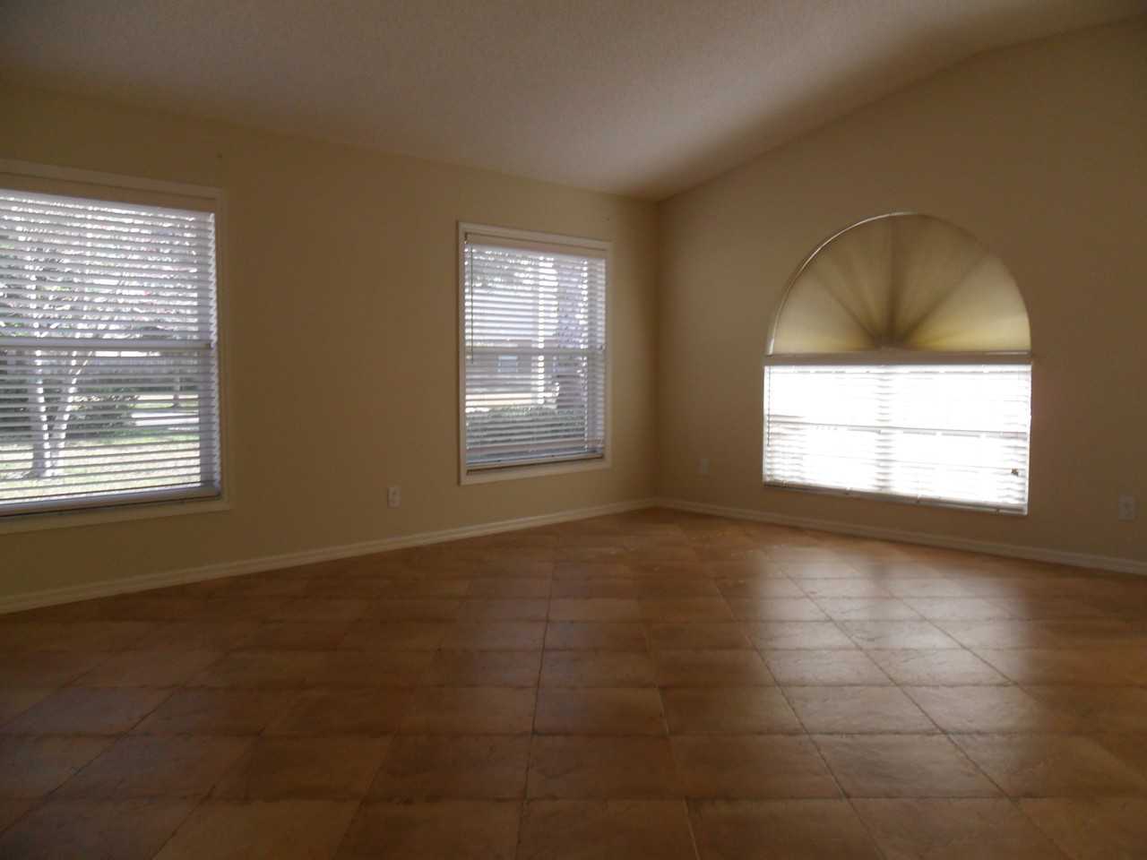 19525 Morden Blush Dr - Photo 3 of 12