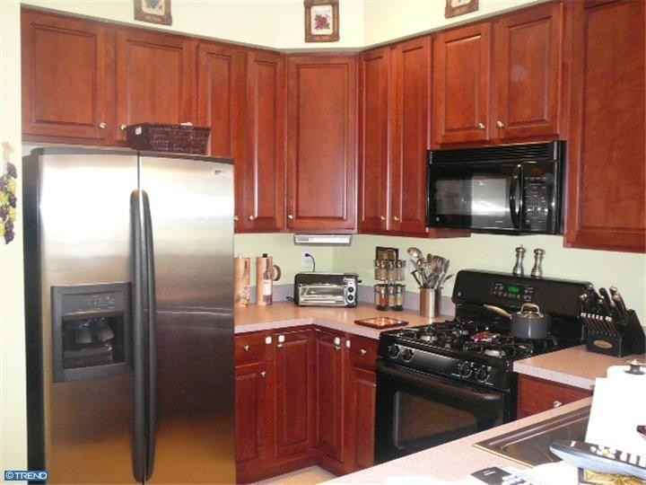 332 Helen Dr - Photo 3 of 8