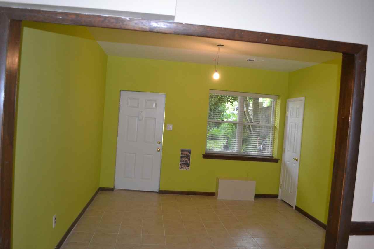 11 Henley Rd - Photo 2 of 11