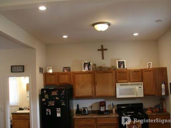 616 S 1st St - Photo 2 of 6