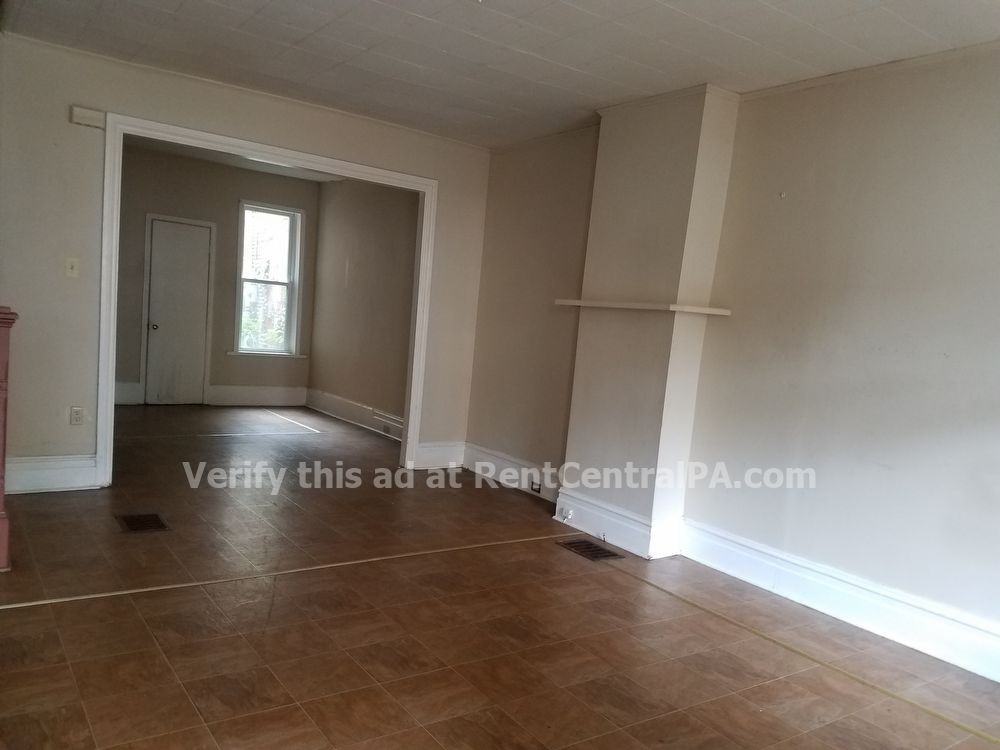 337 Hummel St - Photo 2 of 17