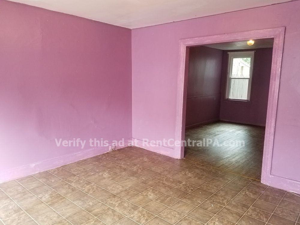 330 Hummel St - Photo 3 of 15