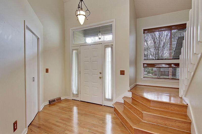 104 Prentice Cir - Photo 3 of 50