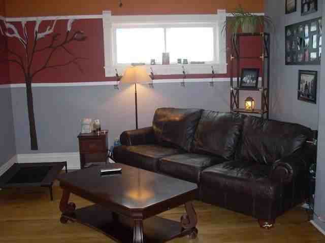 615 Center St - Photo 3 of 12