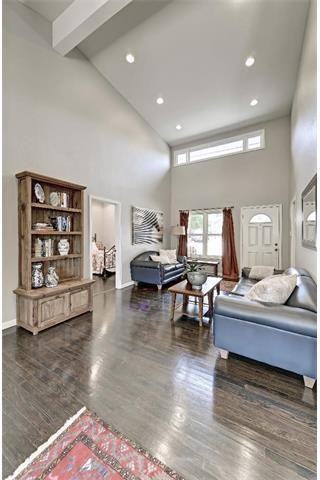 204 Edelen Ave - Photo 3 of 18