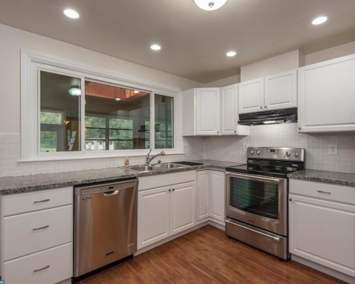 323 Darby Paoli Rd - Photo 3 of 20