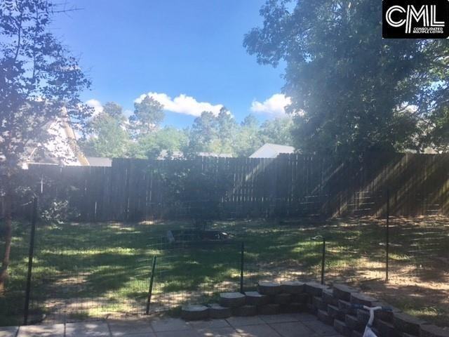 229 Stonewood Dr - Photo 2 of 3