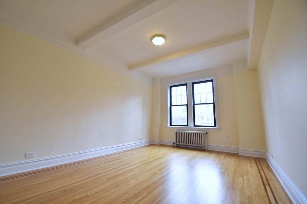 Park Ave & E 92nd St #7A - Photo 4 of 8