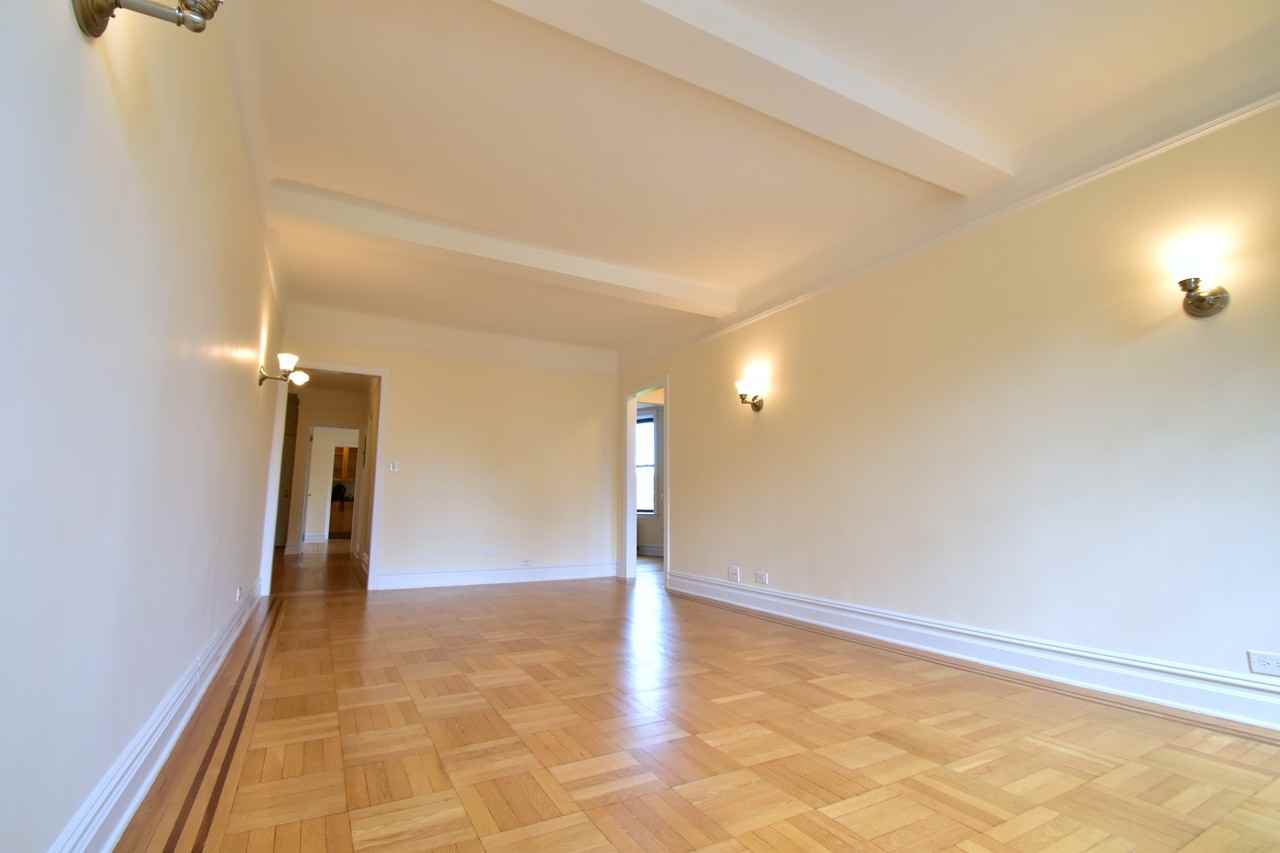 Park Ave & E 92nd St #7A - Photo 2 of 8