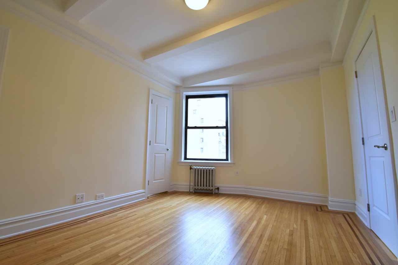 Park Ave & E 92nd St #7A - Photo 6 of 8