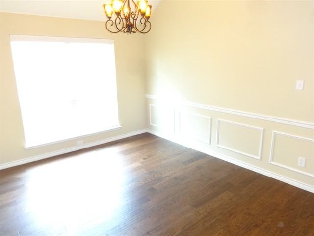 805 Max Dr - Photo 2 of 20